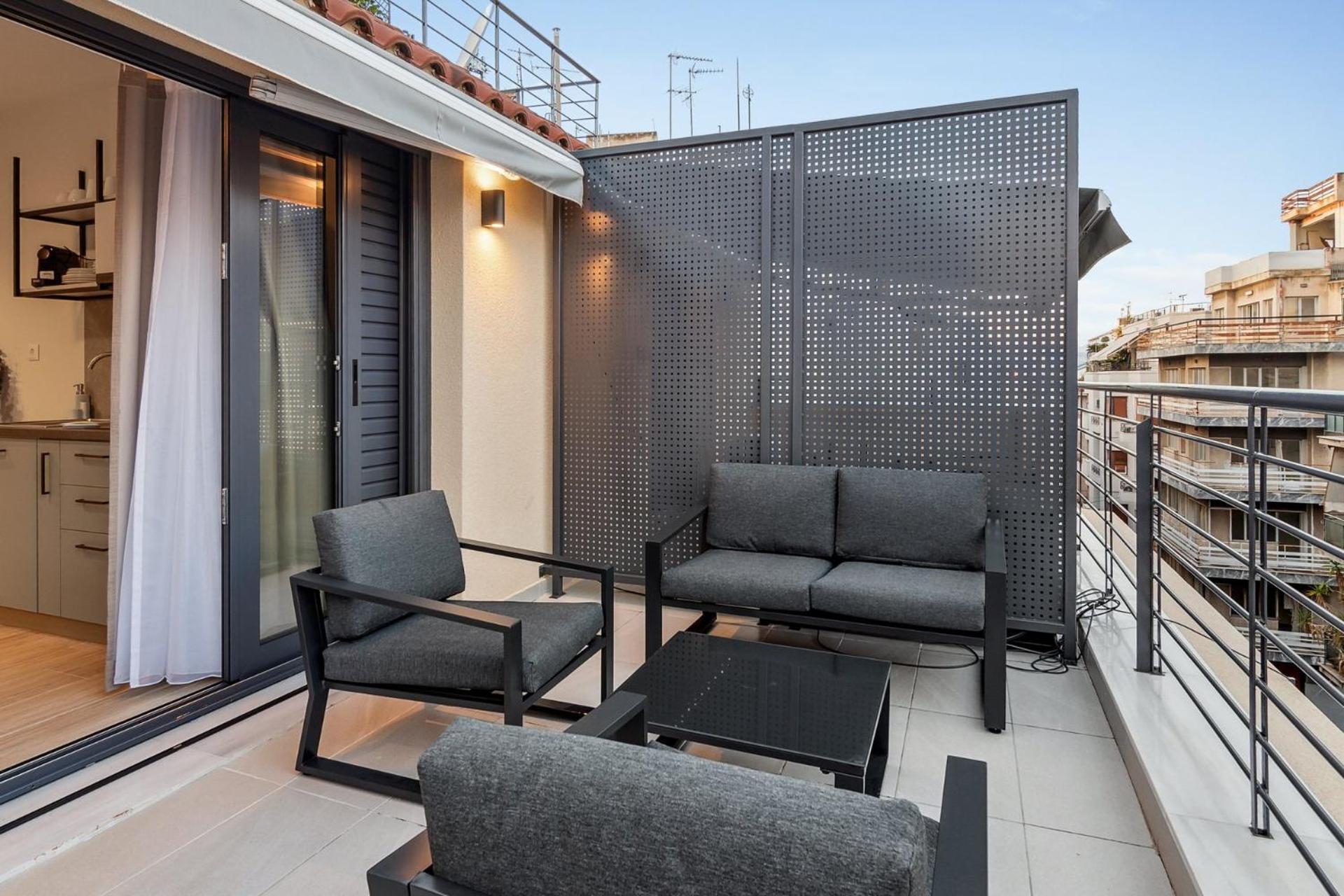 Limehome Athens Solonos City Center ภายนอก รูปภาพ