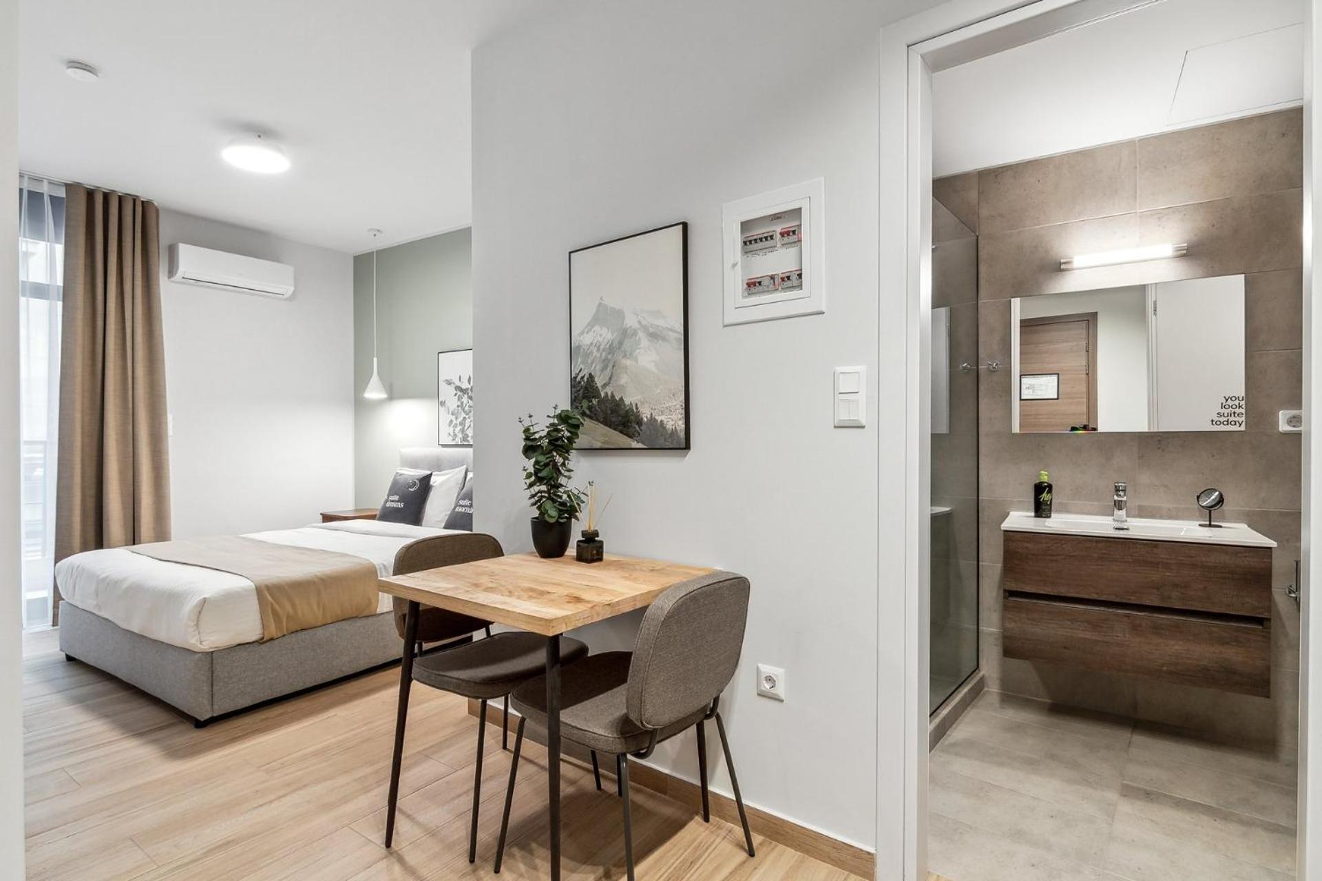 Limehome Athens Solonos City Center ภายนอก รูปภาพ