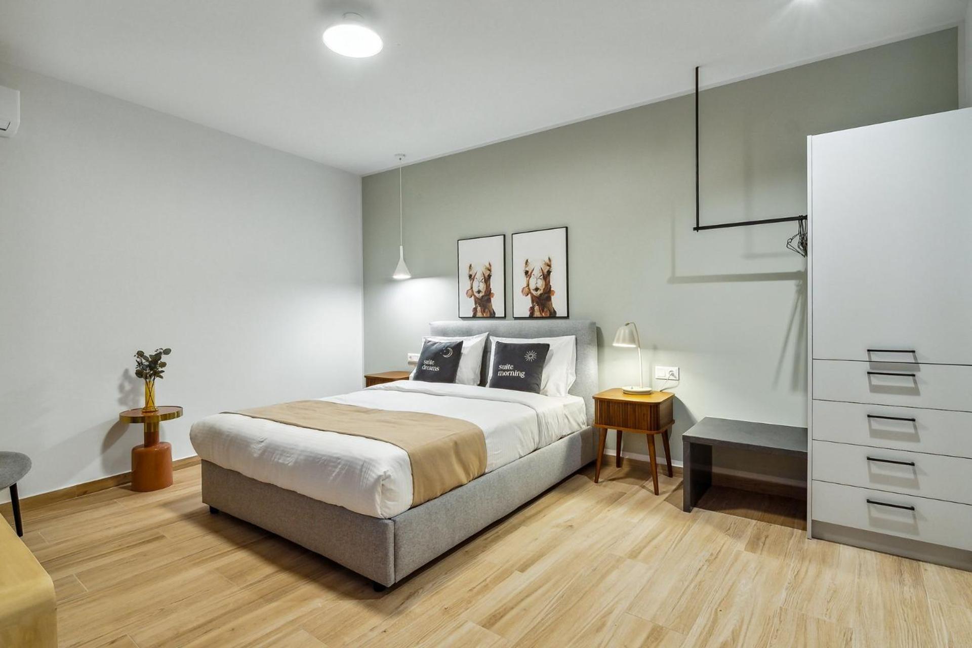 Limehome Athens Solonos City Center ภายนอก รูปภาพ